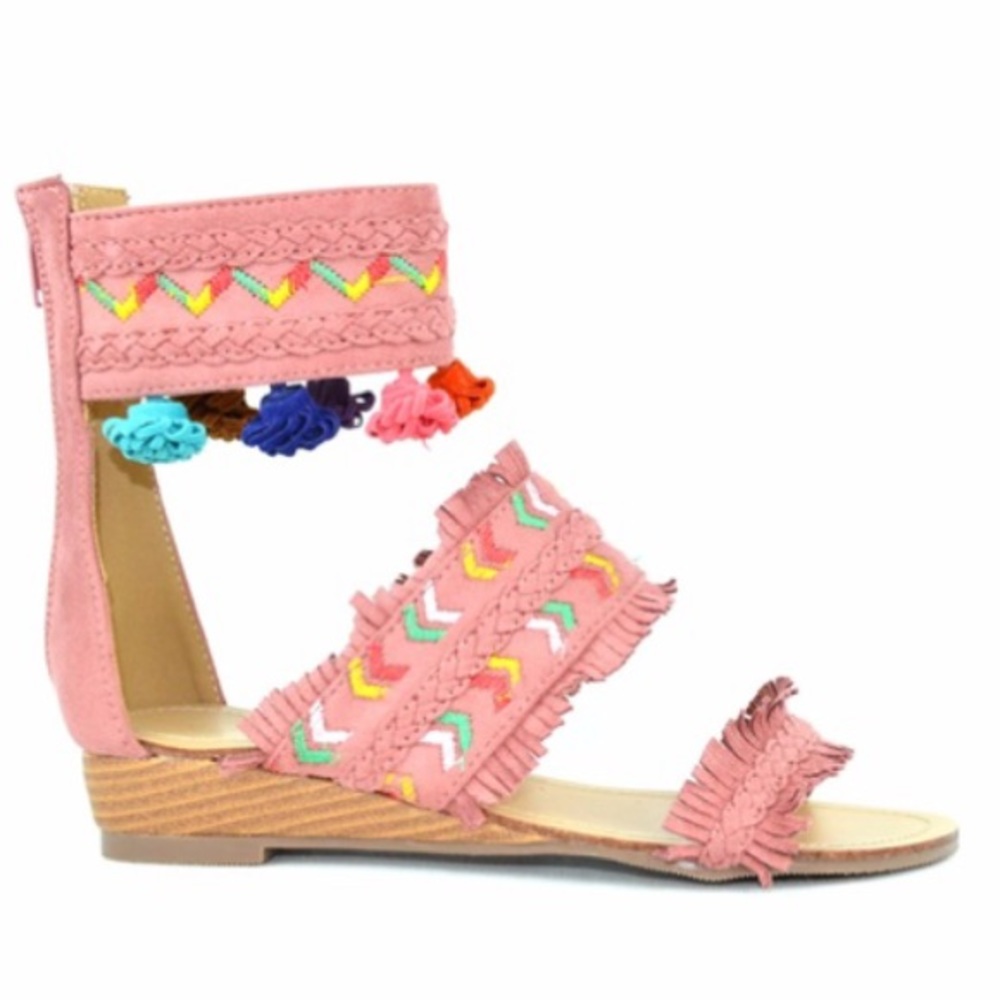 NIB sandals
